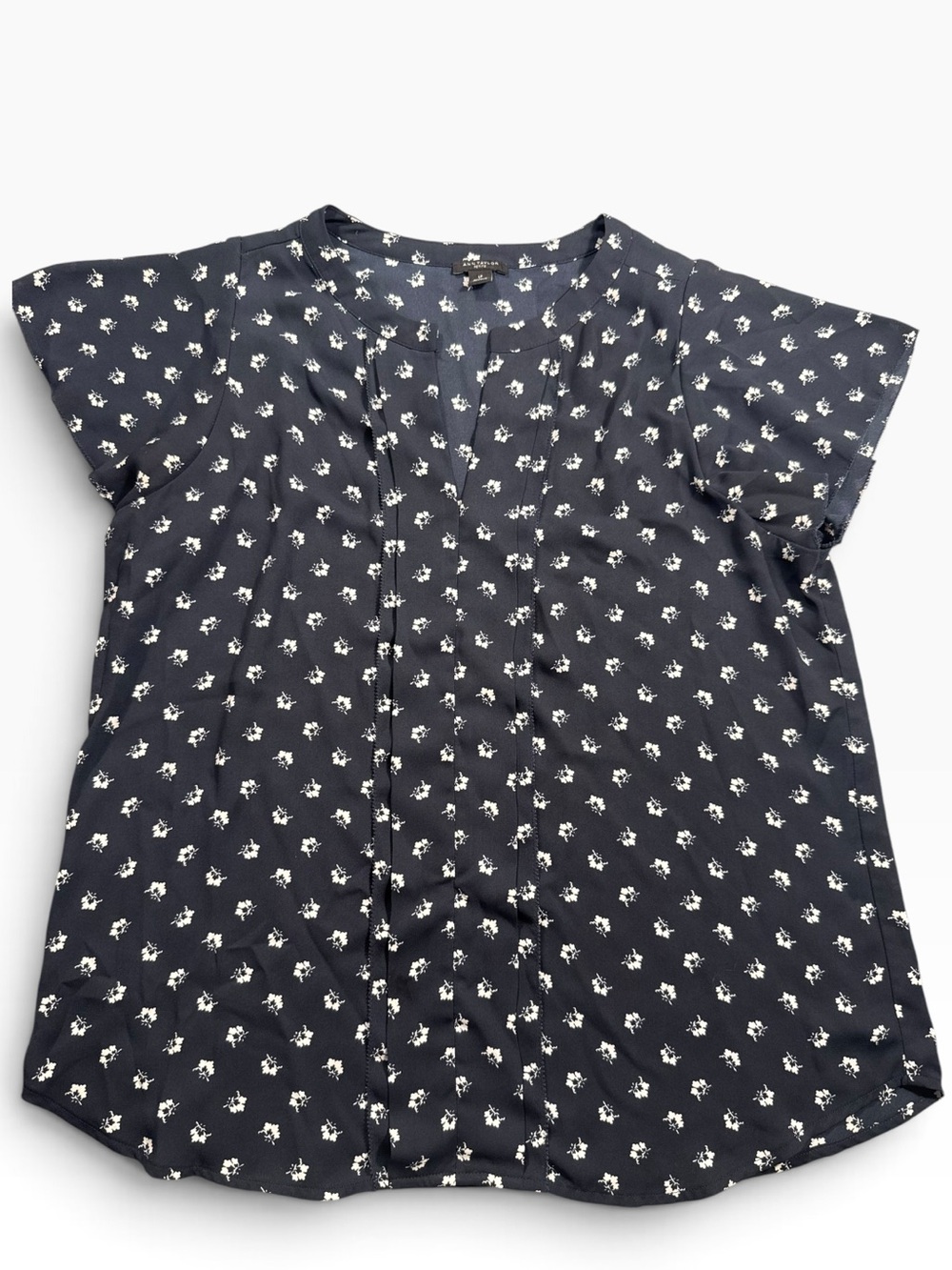 Ann Taylor Large Petite Floral Short Sleeve Blouse Navy White Workwear Layer